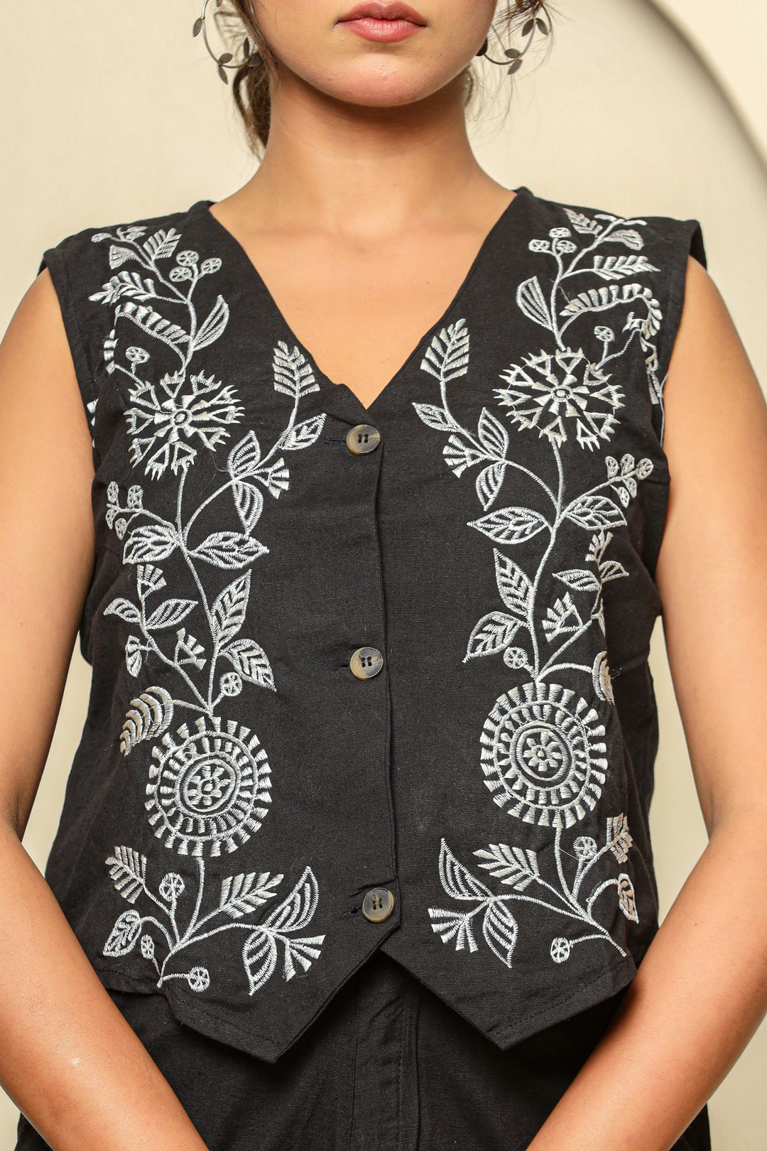 Black hand embroidery waist cord set